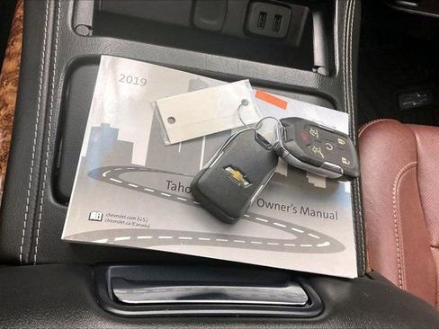 Used 2019 Chevrolet Tahoe Premier w/ Premier Plus Edition image 10