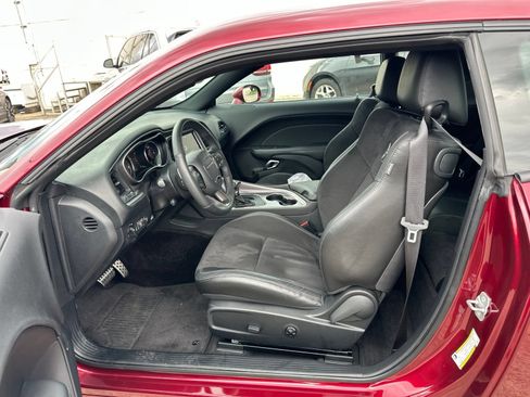 Used 2019 Dodge Challenger R/T Scat Pack w/ Widebody Package RWD image 11