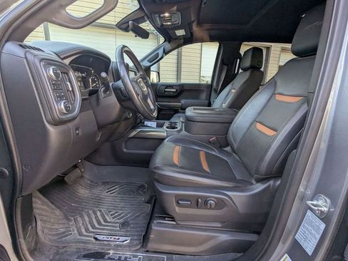 Used 2021 GMC Sierra 1500 AT4 w/ AT4 Premium Package image 11