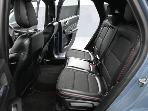 Certified 2023 Ford Escape ST-Line w/ Tech Pack #1 image 18