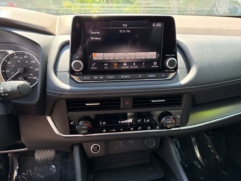 Used 2023 Nissan Rogue SV w/ SV Premium B Package FWD image 26