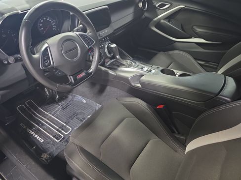 Used 2023 Chevrolet Camaro SS RWD image 15