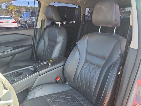 Used 2022 Nissan Rogue Platinum w/ Head-Up Display Package image 20