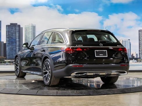 Certified 2025 Mercedes-Benz E 450 4MATIC All-Terrain Wagon image 9