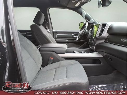 Used 2022 RAM 1500 Big Horn AWD/4WD image 13