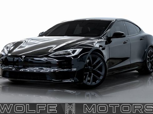 Used 2021 Tesla Model S Plaid image 1