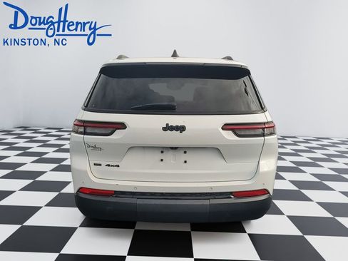 Used 2021 Jeep Grand Cherokee L Laredo AWD/4WD image 4