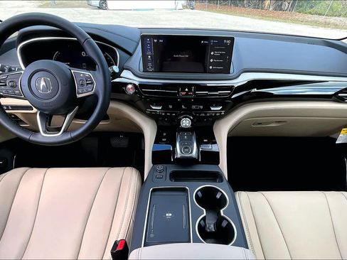 New 2026 Acura MDX SH-AWD image 5
