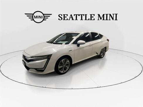 Used 2018 Honda Clarity Plug-In Hybrid image 5