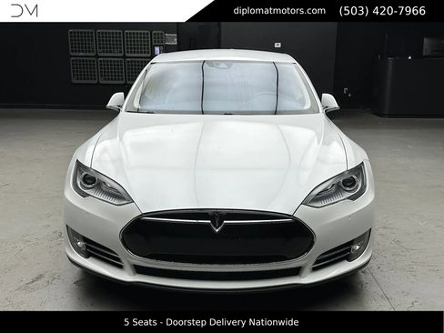 Used 2015 Tesla Model S 90D image 11