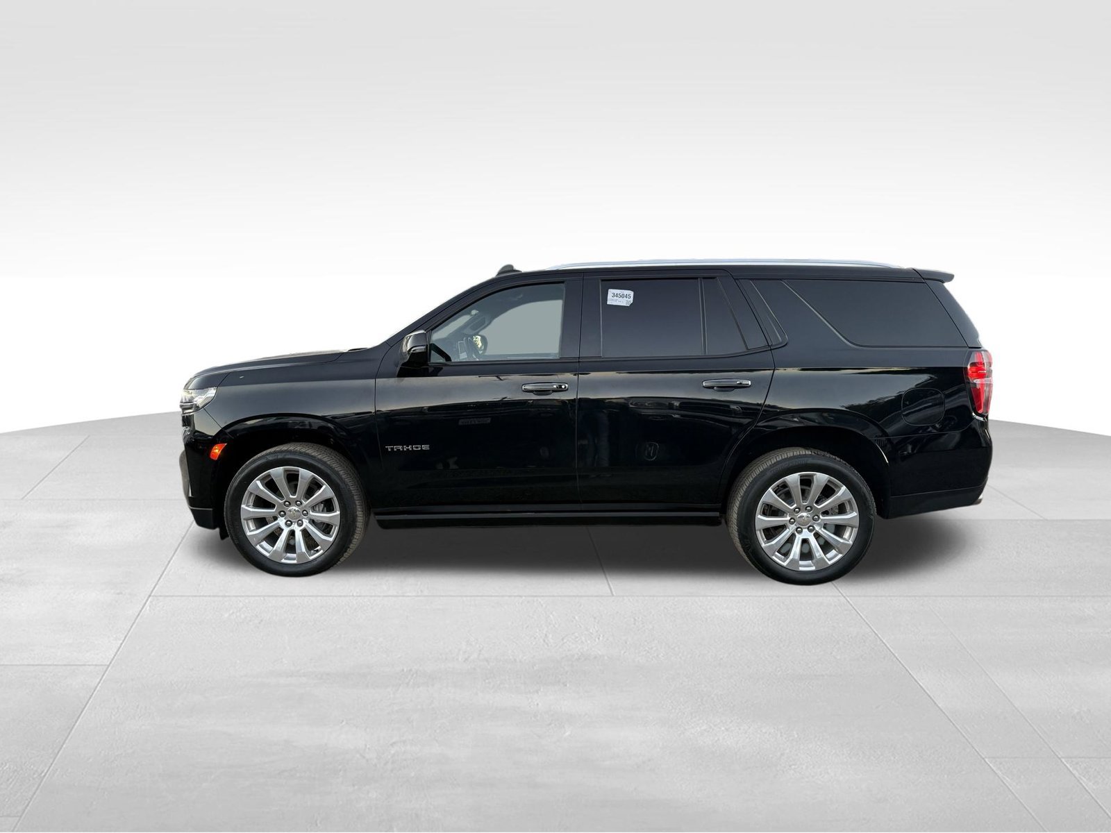 Used 2024 Chevrolet Tahoe Premier w/ Max Trailering Package AWD/4WD image 6