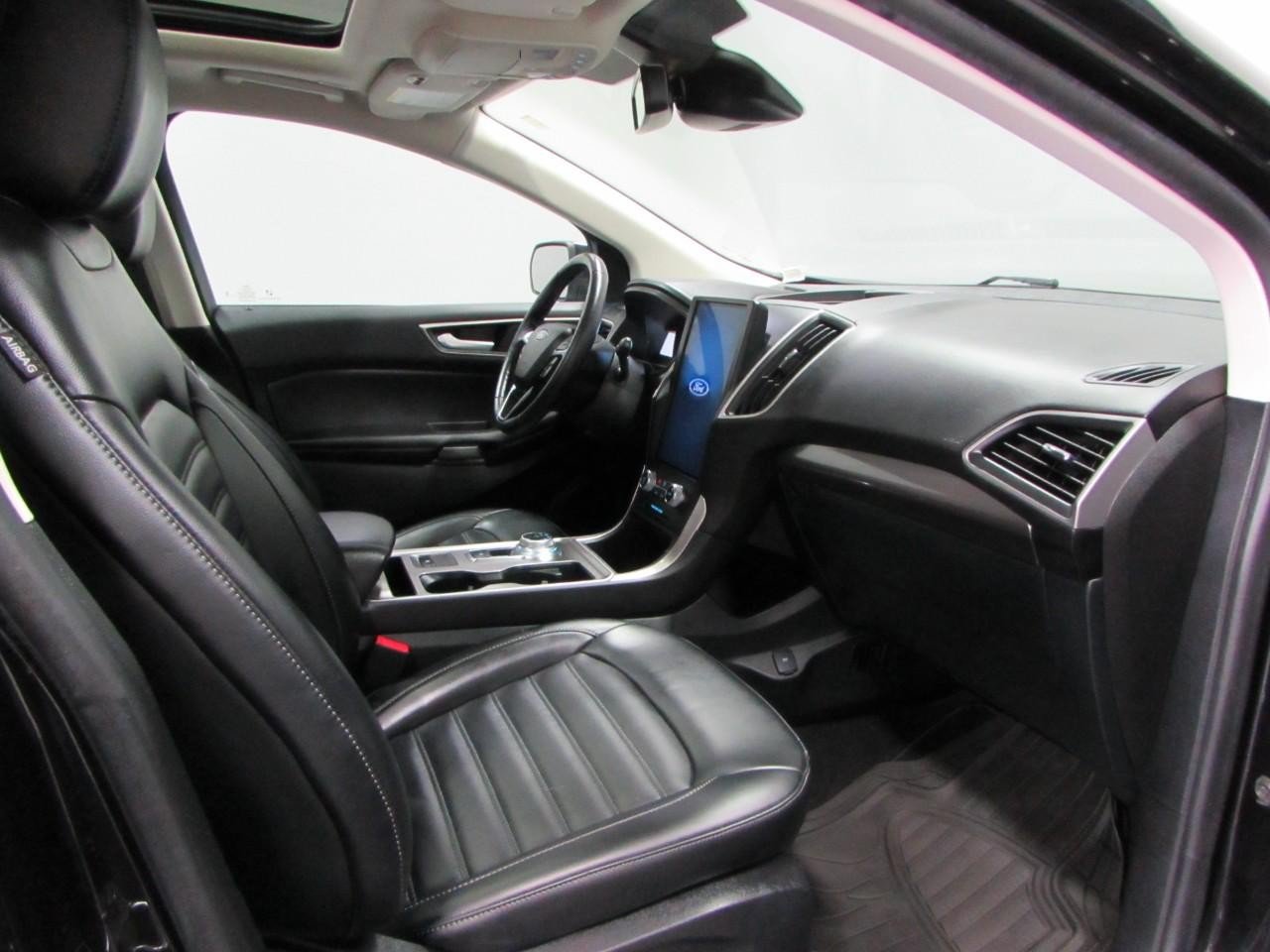 Used 2024 Ford Edge SEL w/ Convenience Package AWD/4WD image 17