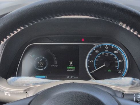 Certified 2023 Nissan Leaf SV Plus FWD image 27