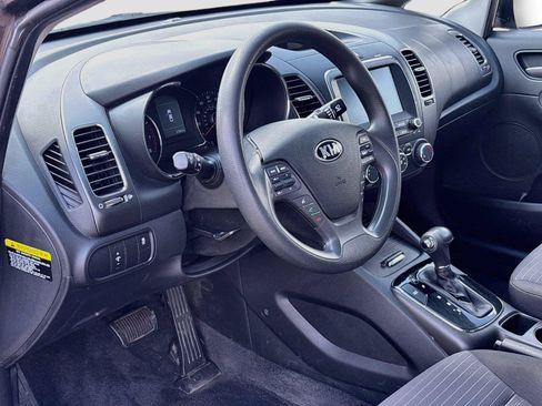 Used 2018 Kia Forte LX w/ LX Popular Package FWD image 22