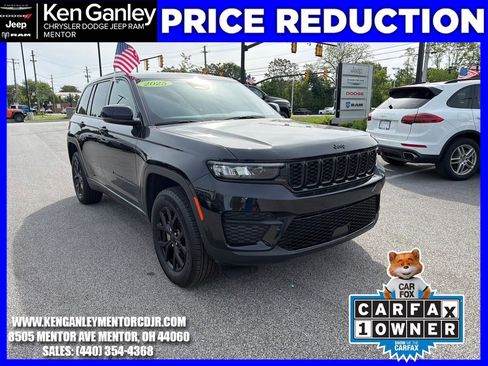 Certified 2025 Jeep Grand Cherokee Altitude AWD/4WD image 1