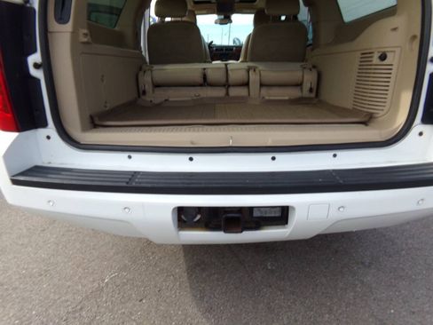 Used 2007 Chevrolet Suburban LTZ w/ LTZ Preferred Equipment Group AWD/4WD image 36