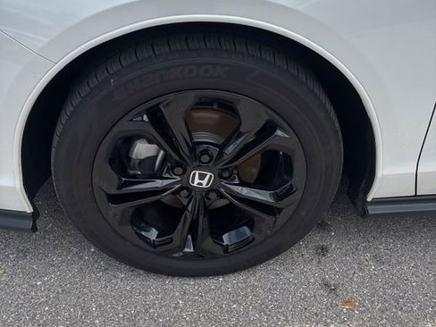Used 2025 Honda Accord SE image 3