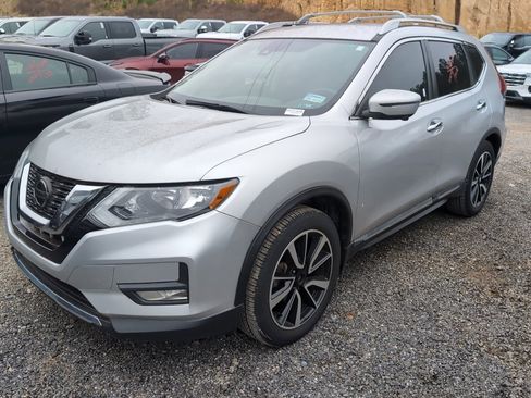 Used 2020 Nissan Rogue SL image 3