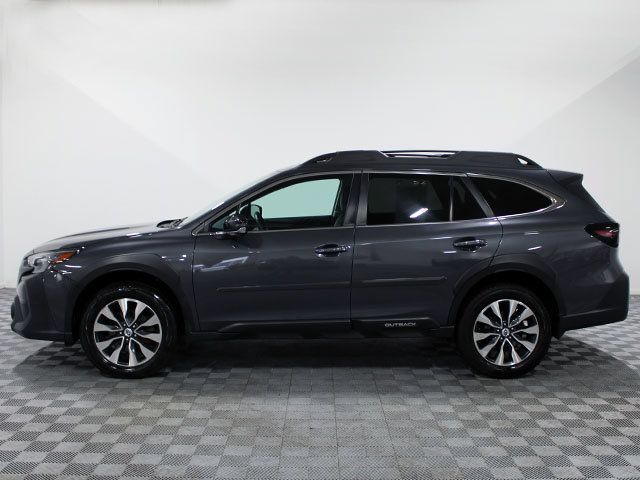 Used 2023 Subaru Outback Limited AWD/4WD image 3