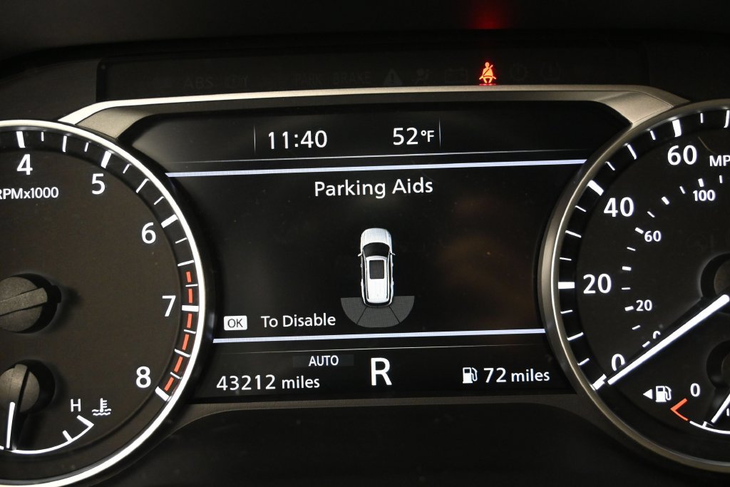 Used 2025 Nissan Pathfinder SV AWD/4WD image 31