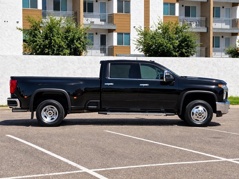 Used 2022 Chevrolet Silverado 3500 LTZ w/ LTZ Texas Edition AWD/4WD image 4