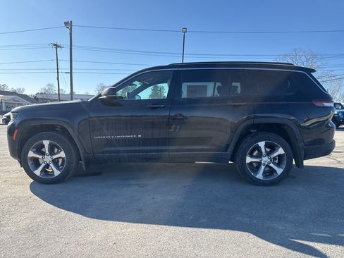 New 2026 Jeep Grand Cherokee L Limited w/ MOPAR Finishing Package AWD/4WD image 5