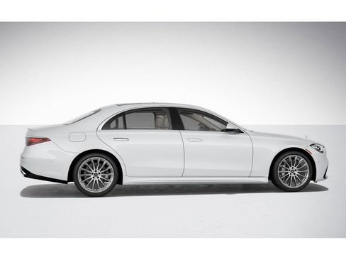 New 2025 Mercedes-Benz S 580 4MATIC Sedan image 17
