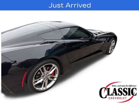 Used 2015 Chevrolet Corvette Stingray Coupe image 1