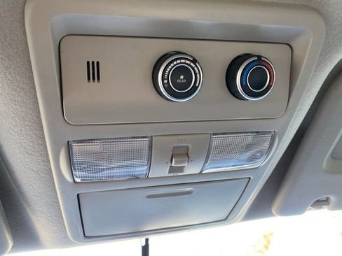 Used 2021 Nissan NV 3500 SL image 26