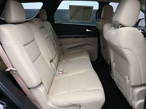 Used 2022 Dodge Durango SXT w/ Anodized Platinum Package AWD/4WD image 34