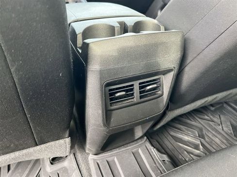 Certified 2023 Chevrolet Colorado Trail Boss w/ Technology Package AWD/4WD image 23