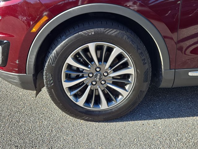 Used 2019 Lincoln Nautilus Select w/ Class II Trailer Tow Package FWD image 24