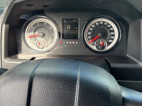 Used 2018 RAM 1500 Express image 18