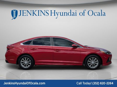 Used 2018 Hyundai Sonata SE image 3