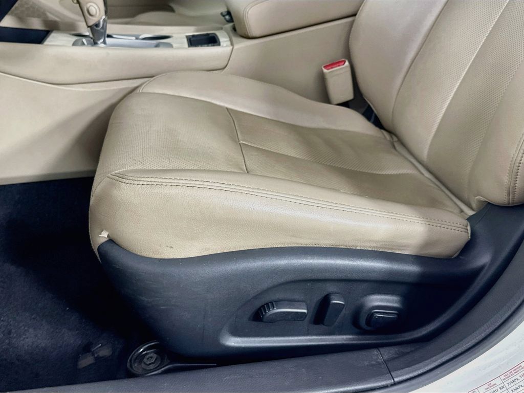 Used 2017 Nissan Altima 2.5 SL w/ 2.5 Technology Package FWD image 25