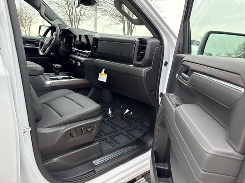 New 2026 GMC Sierra 1500 SLT w/ SLT Premium Plus Package image 14