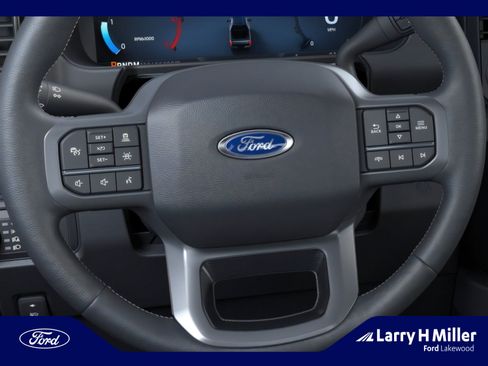 New 2026 Ford F350 Lariat w/ Black Appearance Package AWD/4WD image 12