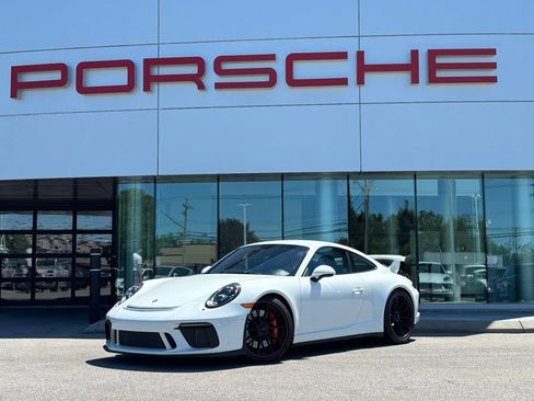 Used 2018 Porsche 911 GT3 RWD image 1