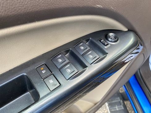Used 2018 GMC Canyon SLT w/ Driver Alert Package AWD/4WD image 18