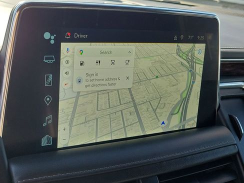 Used 2022 Chevrolet Tahoe Z71 w/ Z71 Off-Road Package image 14