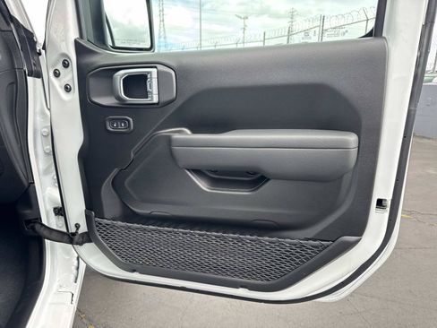 New 2026 Jeep Wrangler Unlimited Sport AWD/4WD image 31