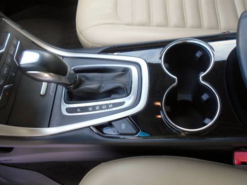 Used 2015 Ford Edge SEL w/ Equipment Group 201A image 14