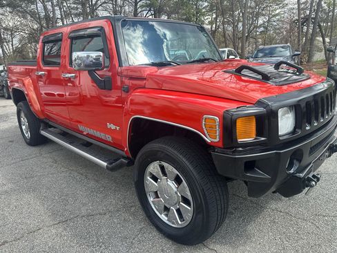 Used 2010 HUMMER H3T image 4