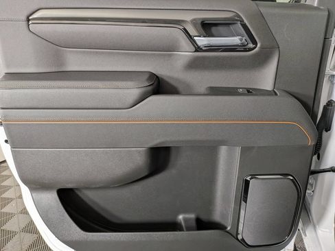 New 2026 GMC Sierra 1500 AT4 w/ AT4 Premium Package AWD/4WD image 33