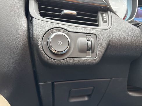 Used 2017 Buick Envision Preferred FWD image 22