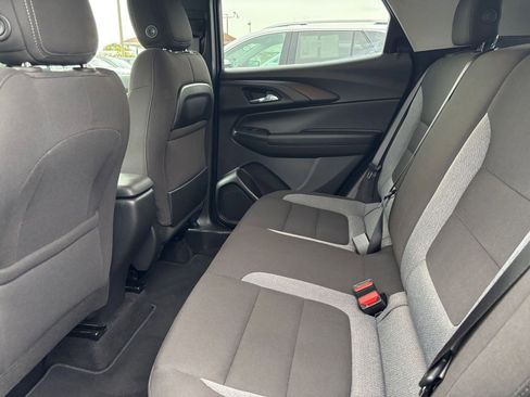Used 2025 Chevrolet TrailBlazer LT image 24