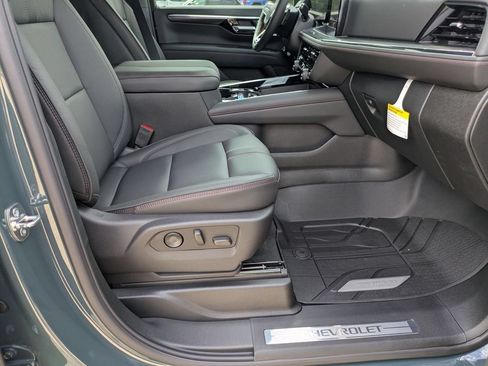 New 2026 Chevrolet Suburban RST w/ Comfort Package AWD/4WD image 41