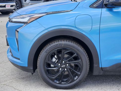 New 2027 Chevrolet Bolt RS w/ Technology Package FWD image 7