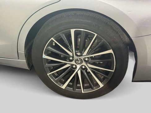 Certified 2023 Lexus ES 350 w/ Premium Package FWD image 9