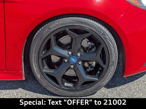 Used 2014 Ford Focus ST FWD image 11